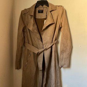 Tahari suede like coat lightweight. Tan (New-Sz XS)